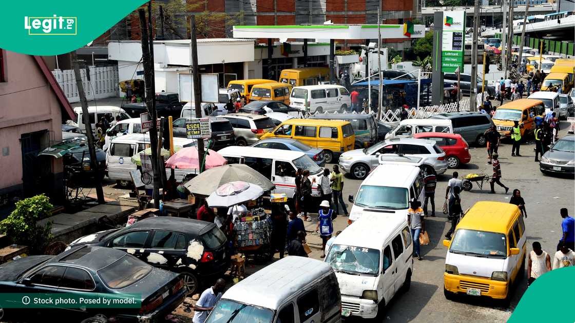 Yakin Iran da Amurka ya jawo hauhawar farashin fetur da na kayayyaki.