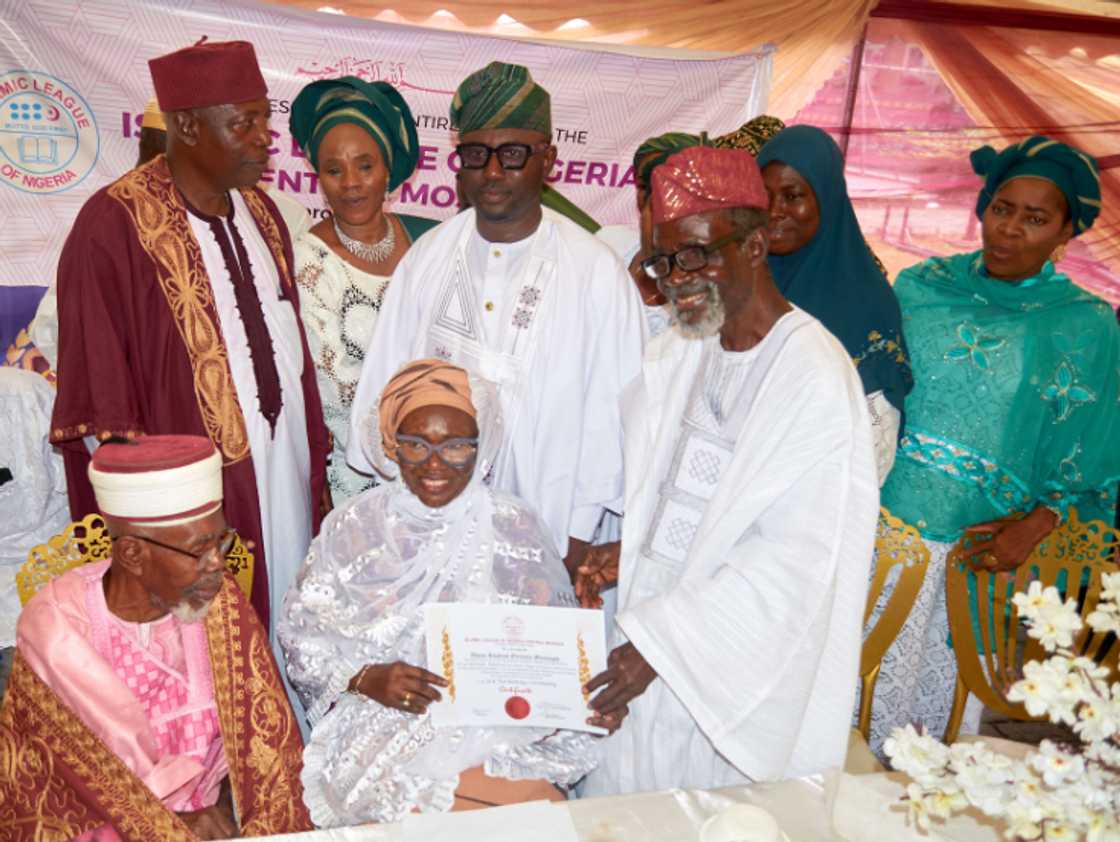 Engr. Yusuf Oladimeji Majolagbe speaks on the significance of the turbaning ceremony, describing it as a call to serve God and humanity.