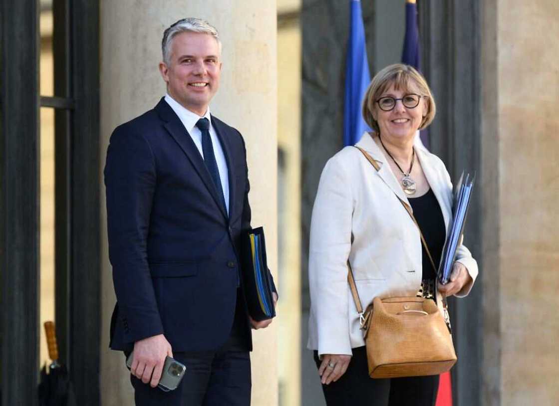 Sylvie Retailleau et Jean-Christophe Combe sortant de l'Elysée Sylvie Retailleau et Jean-Christophe Combe sortant de l'Elysée
