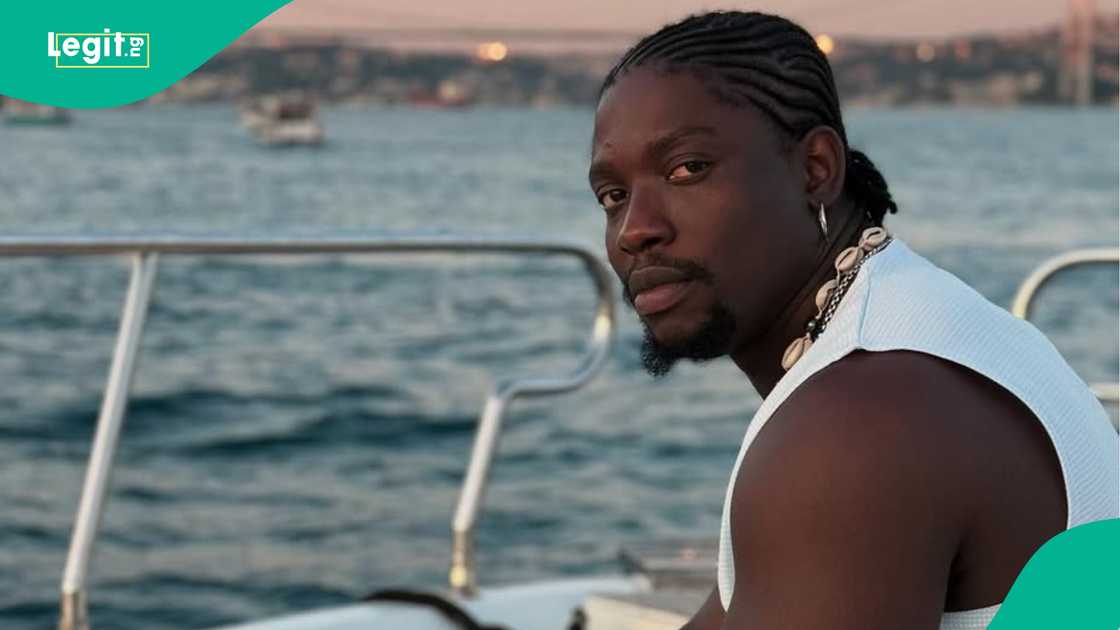 Verydarkman replies Soso Soberekon over proposed N120 million fight with controversial singer Portable. Verydarkman replies Soso Soberekon over proposed N120 million fight with controversial singer Portable.