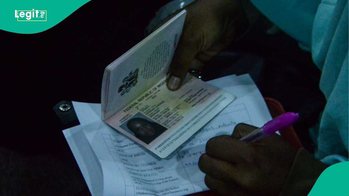 The Nigeria Immigration Service has upgraded its passport tracking system, stating that the update was introduced due to a high number of uncollected passports and an increasing number of complaints. The Nigeria Immigration Service has upgraded its passport tracking system, stating that the update was introduced due to a high number of uncollected passports and an increasing number of complaints.
