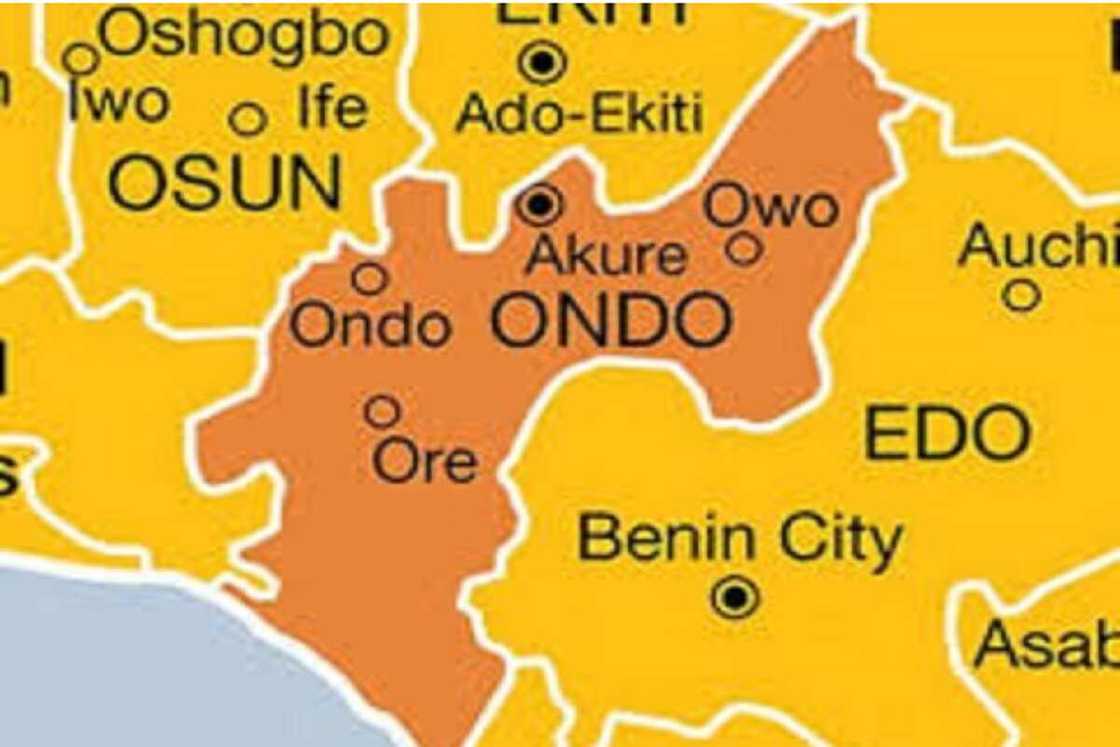 'Dan mai gida ya yi wa ɗan hanya duka har sai da ya ce ga garinku 'Dan mai gida ya yi wa ɗan hanya duka har sai da ya ce ga garinku