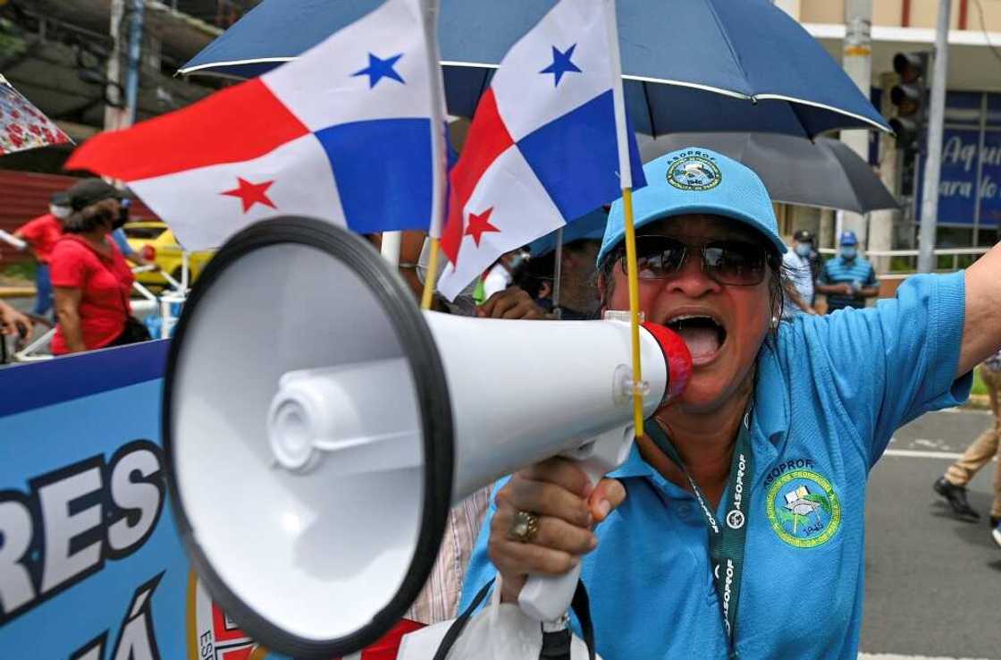 Demonstrators in Panama have reopened major highways they had previously blocked to protest the high cost of living Demonstrators in Panama have reopened major highways they had previously blocked to protest the high cost of living