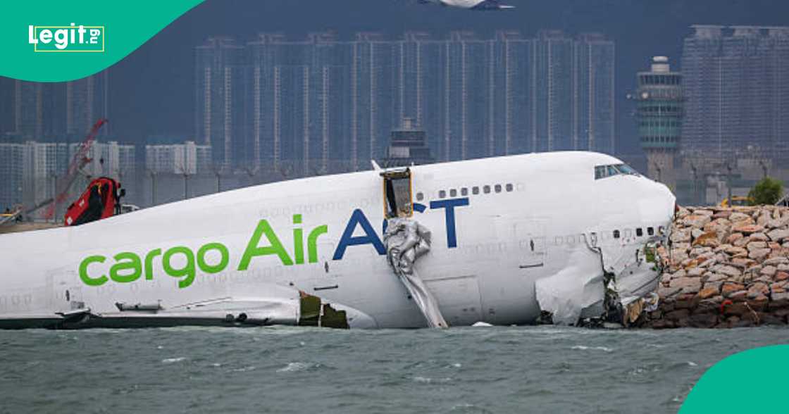 Hadarin jirgin sama. Hadarin jirgin sama.