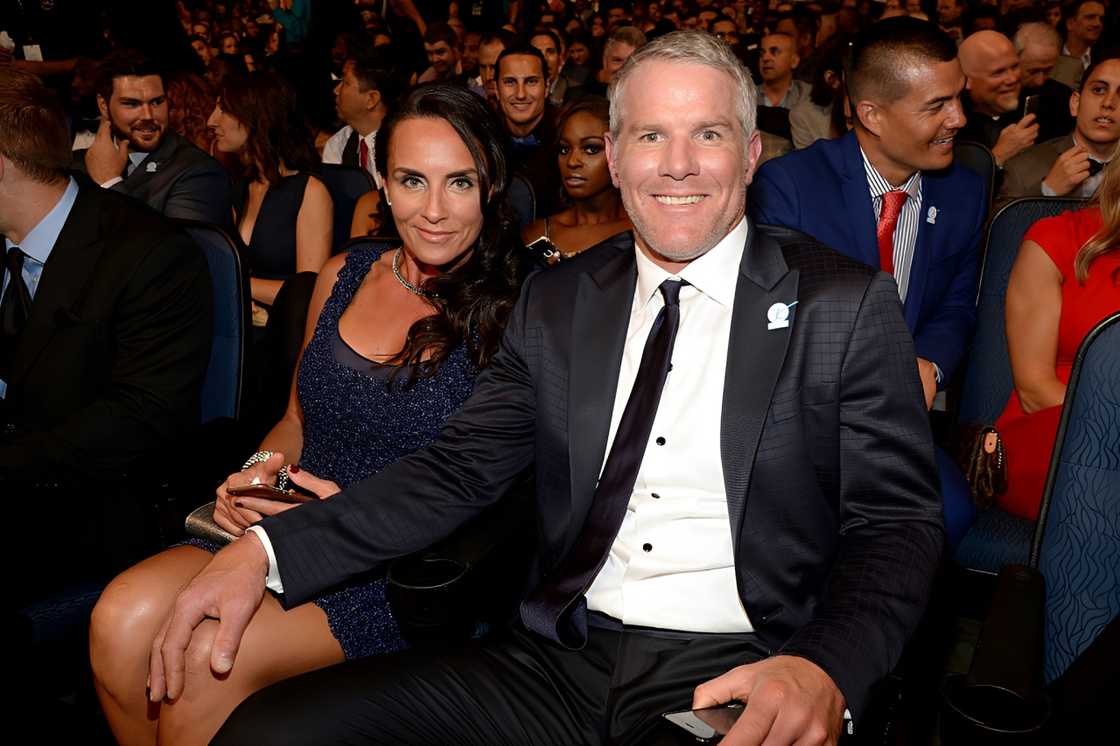 Brett Favre with DeAnna Favre Brett Favre with DeAnna Favre