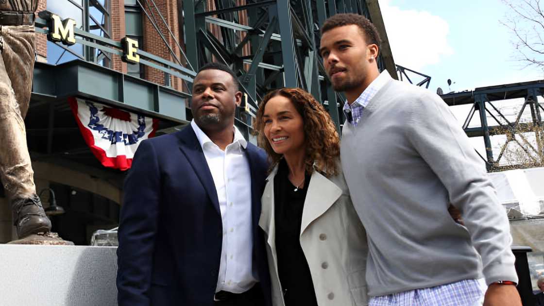 Ken Griffey Jr. with his wife Melissa and son Trey. Ken Griffey Jr. with his wife Melissa and son Trey.