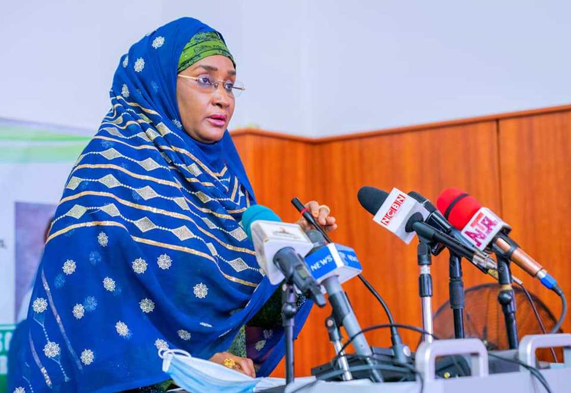 FG begins cash transfer to 15,768 households in Anambra FG begins cash transfer to 15,768 households in Anambra