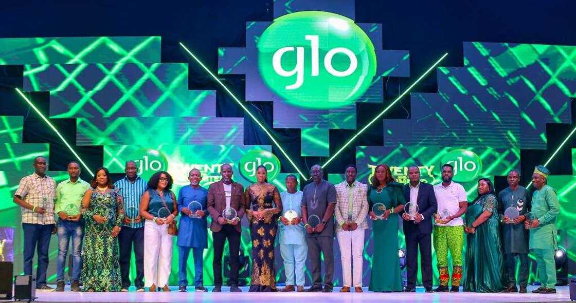 Glo appreciates long-serving staff with millions at iconic party Glo appreciates long-serving staff with millions at iconic party