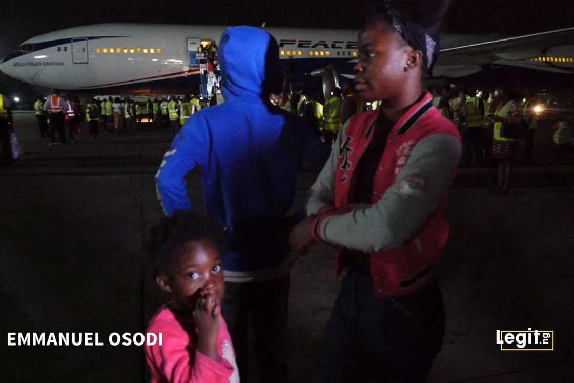 Xenophobia: Fleeing Nigerians arrive Lagos from South Africa