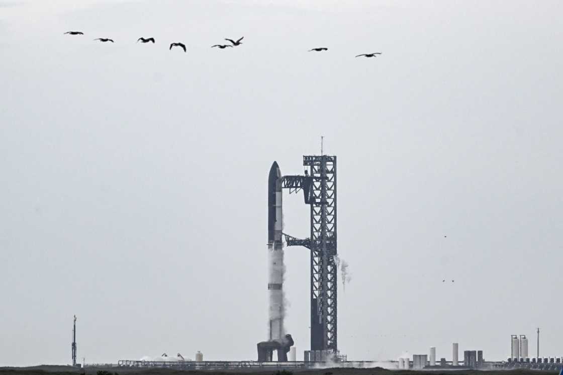 The tenth test flight comes after a string of explosive failures that have raised doubts about whether the world's most powerful launch vehicle can fulfill founder Elon Musk's vision of colonizing Mars or helping NASA return astronauts to the Moon The tenth test flight comes after a string of explosive failures that have raised doubts about whether the world's most powerful launch vehicle can fulfill founder Elon Musk's vision of colonizing Mars or helping NASA return astronauts to the Moon