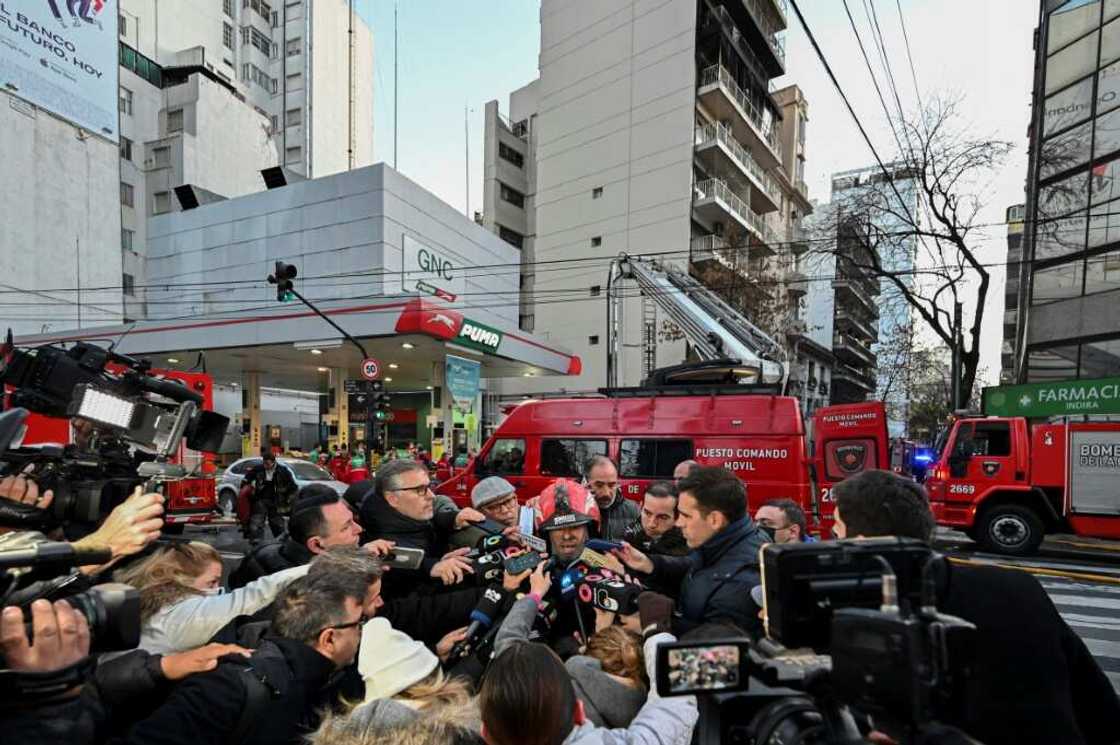 The fire broke out on the seventh floor of a 14-story apartment building in Buenos Aires, and quickly spread to the eighth The fire broke out on the seventh floor of a 14-story apartment building in Buenos Aires, and quickly spread to the eighth