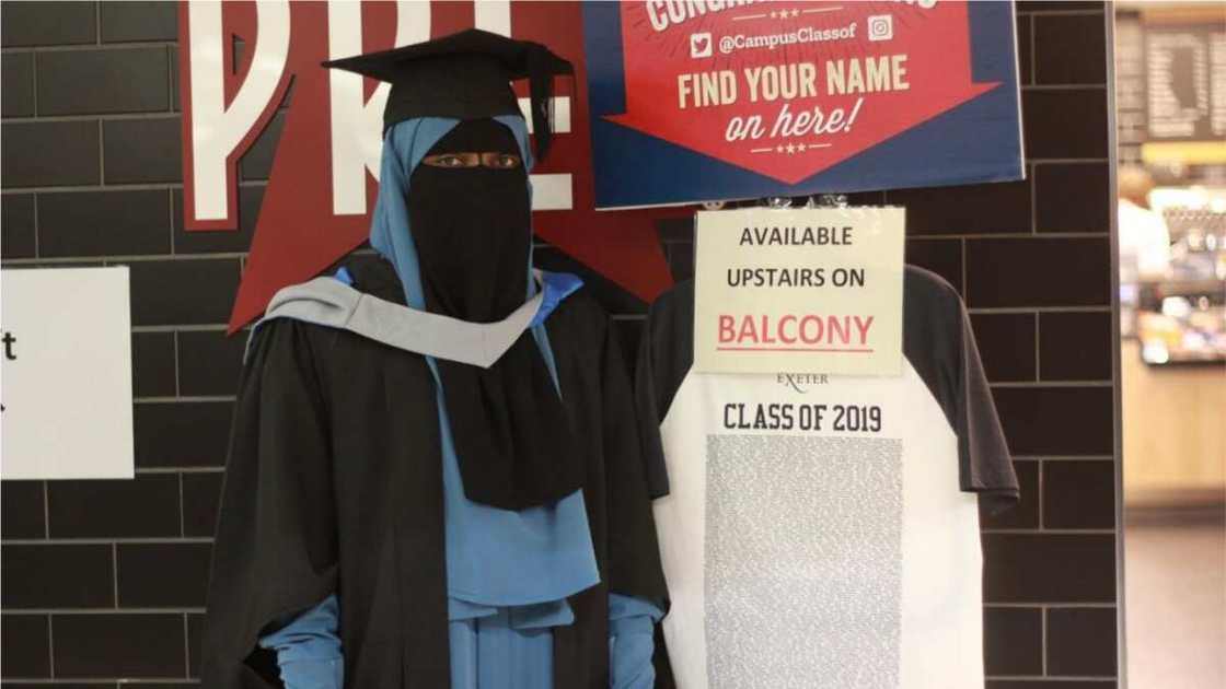 Hassanat Lawal appreciated the school and the scholarship program she was on for the opportunity. Photo source: LinkedIn Hassanat Lawal appreciated the school and the scholarship program she was on for the opportunity. Photo source: LinkedIn