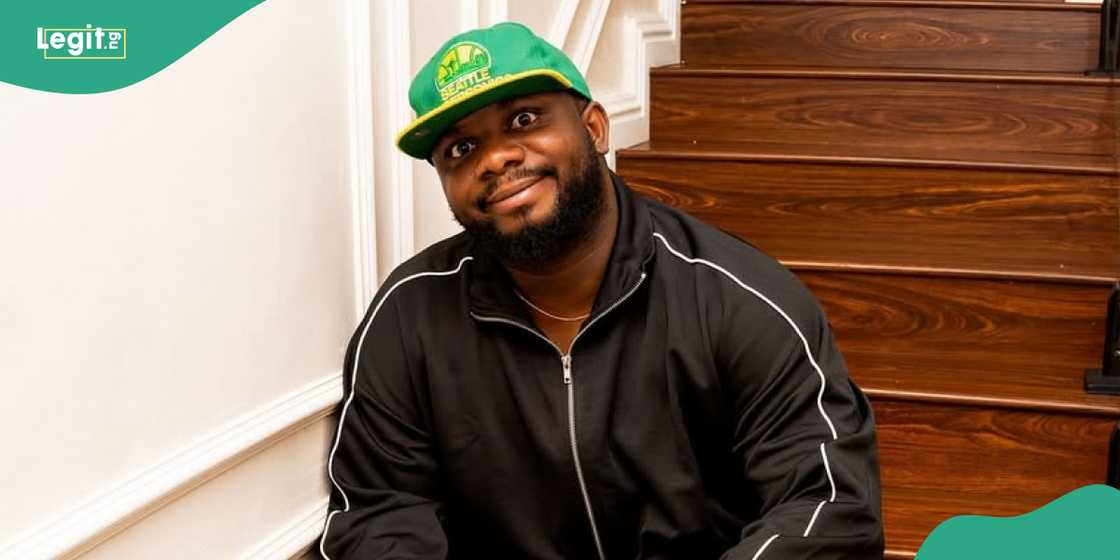 Fans react to video of Sabinus on live stream.