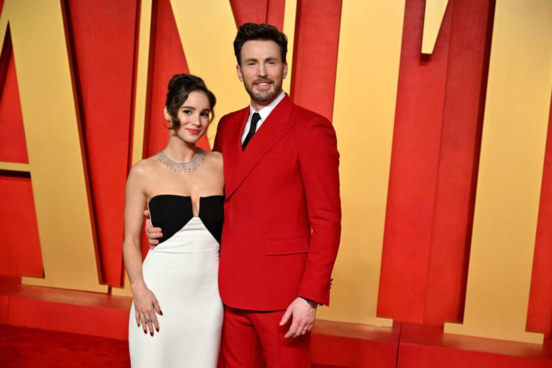 Chris Evans and Alba Baptista at the 2024 Vanity Fair Oscar party