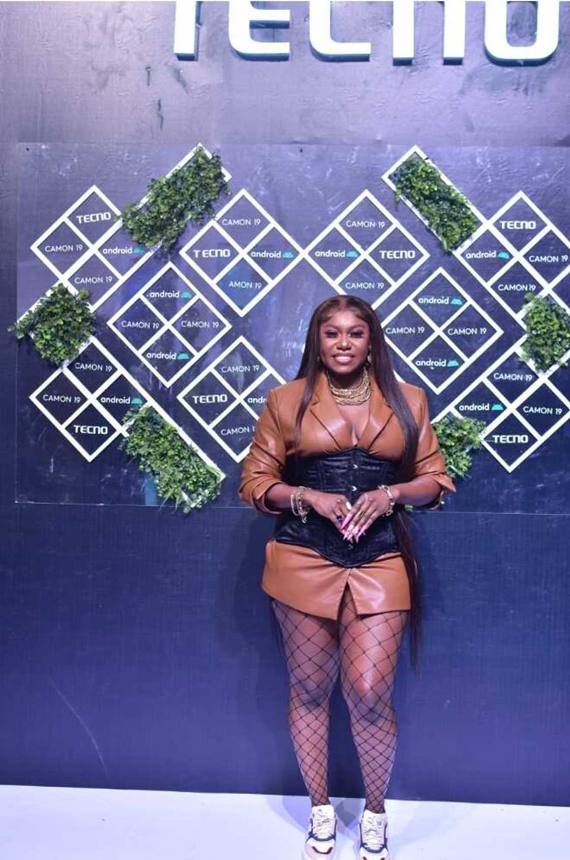 Niniola Thrills Audience with an Outstanding Performance at the TECNO CAMON 19 Launch Niniola Thrills Audience with an Outstanding Performance at the TECNO CAMON 19 Launch