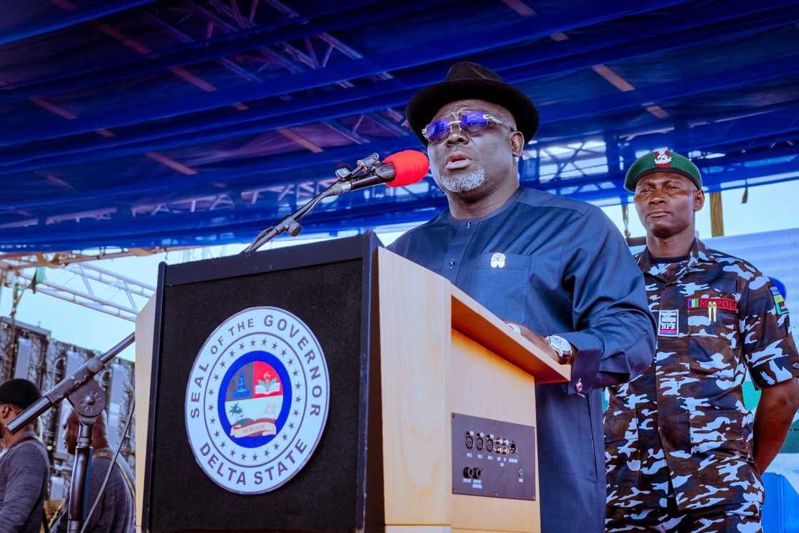 Gwamna Oborevwori ya sauyawa wasu kwamishinoni wurin aiki Gwamna Oborevwori ya sauyawa wasu kwamishinoni wurin aiki