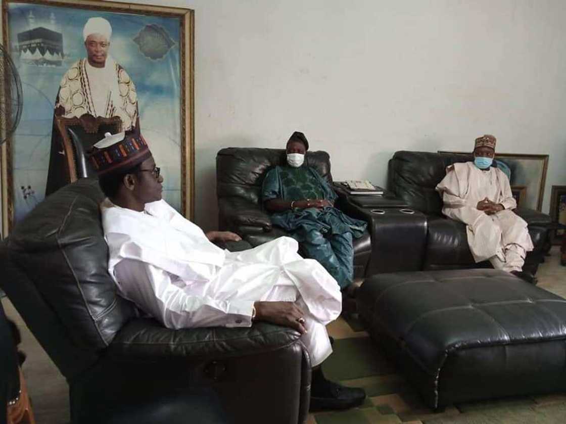 Buni, other APC Chieftains Meet Ladoja in Ibadan