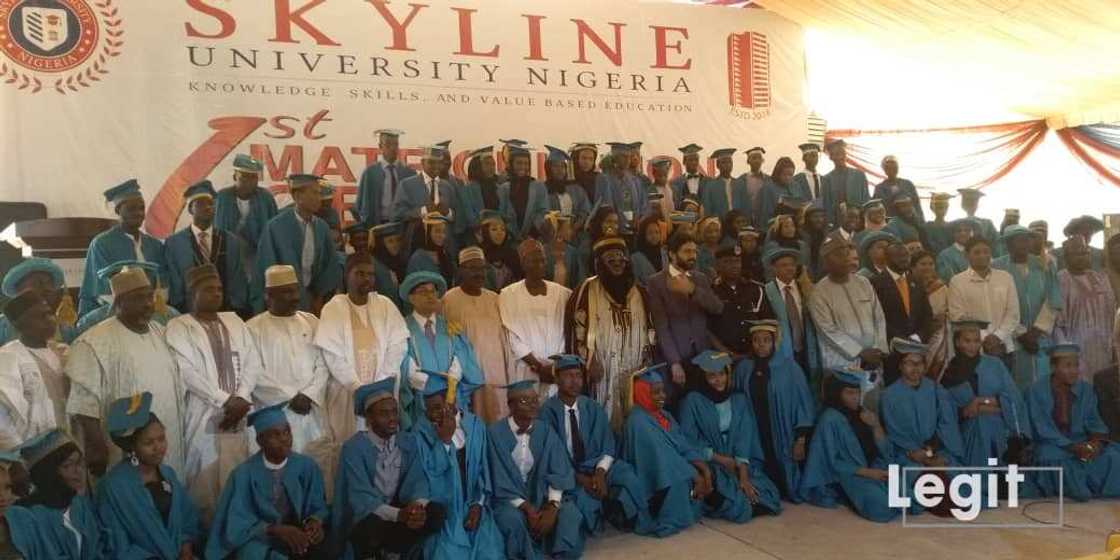 Jami'ar Skyline tayi bikin daukan sabbin dalibai a karo na farko a Kano (Hotuna) Jami'ar Skyline tayi bikin daukan sabbin dalibai a karo na farko a Kano (Hotuna)