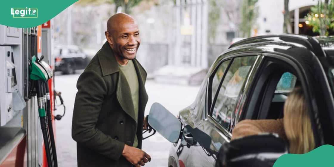 Oil markers in Nigeria adjust pump price of fuel Oil markers in Nigeria adjust pump price of fuel