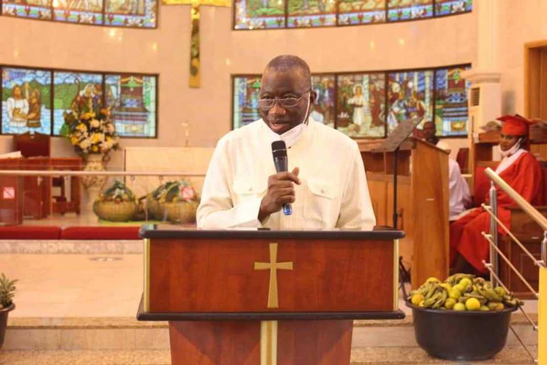 Ex-President Jonathan condemns friction between southern, northern governors Ex-President Jonathan condemns friction between southern, northern governors