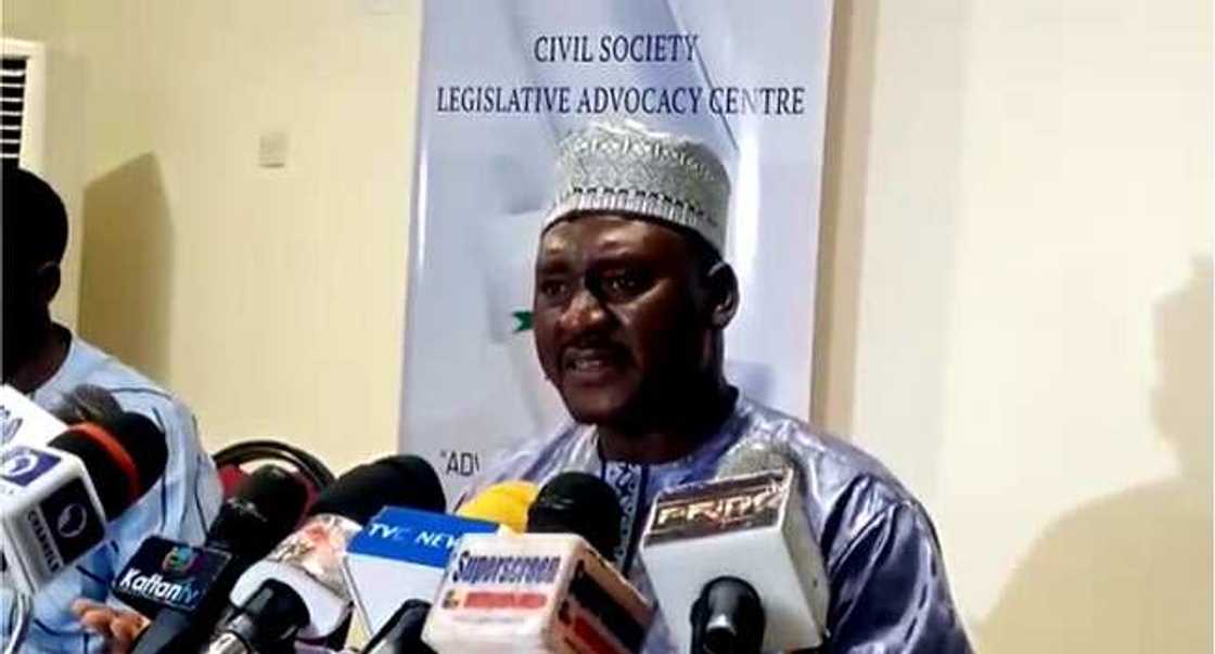 Wata Ƙungiya ta ƙalubalanci Shugaba Buhari kan dukiyoyin da gwamnatinsa ke ƙwatowa Wata Ƙungiya ta ƙalubalanci Shugaba Buhari kan dukiyoyin da gwamnatinsa ke ƙwatowa