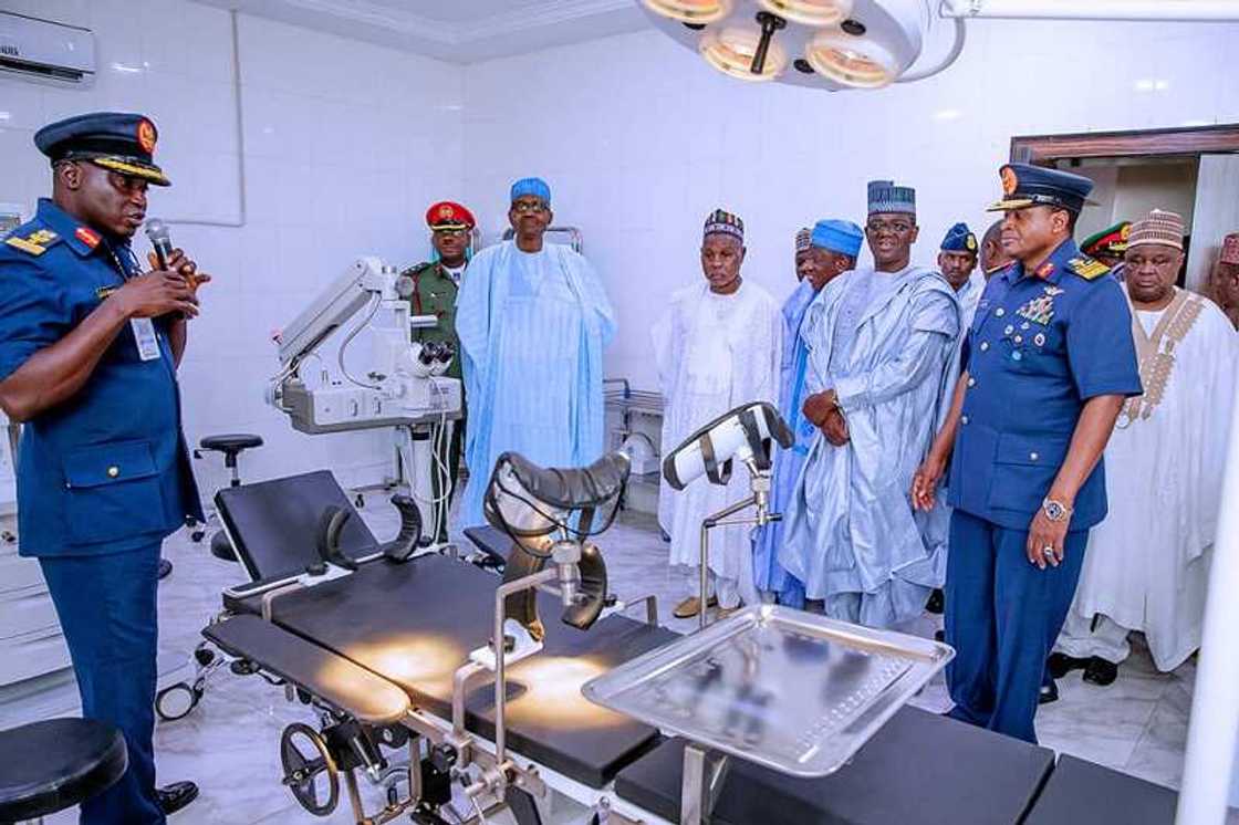 Hotunan sabuwar asibitin NAF da Buhari ya kaddamar a Daura Hotunan sabuwar asibitin NAF da Buhari ya kaddamar a Daura