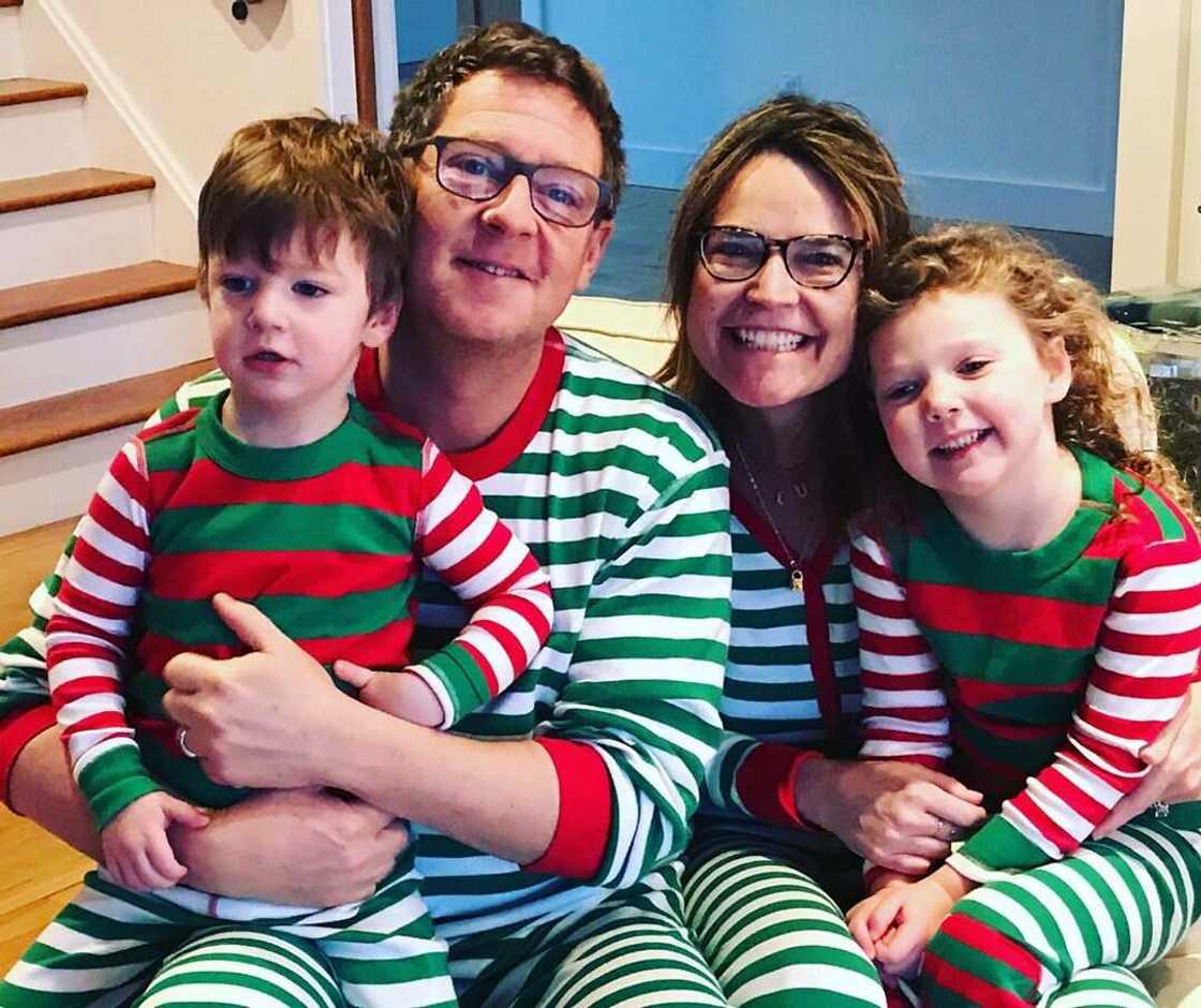 Savannah Guthrie husband Savannah Guthrie husband