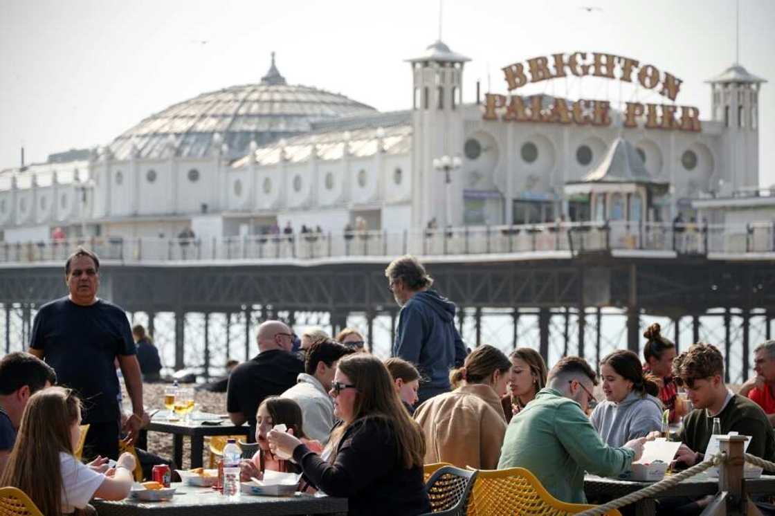 Independent restaurants and takeaways in Britain, including fish and chip shops, are also struggling due to rising costs Independent restaurants and takeaways in Britain, including fish and chip shops, are also struggling due to rising costs