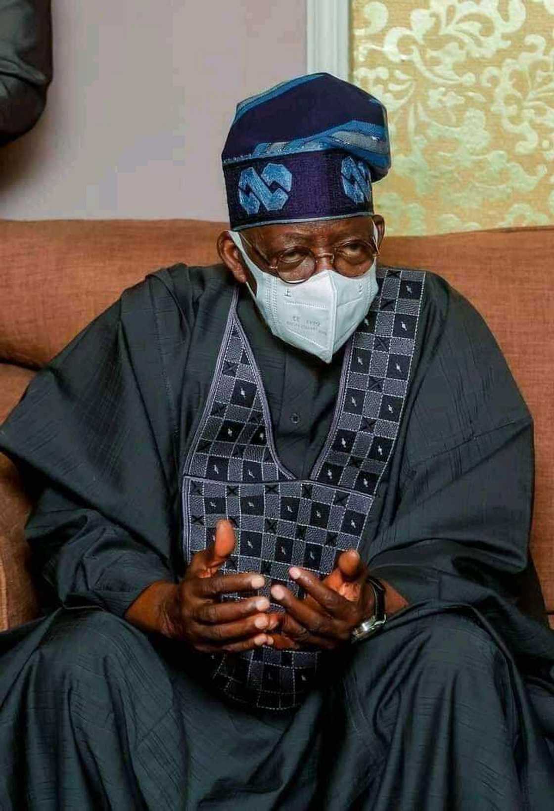 After weeks of consultation, Tinubu jets to London ‘to see his family’ After weeks of consultation, Tinubu jets to London ‘to see his family’