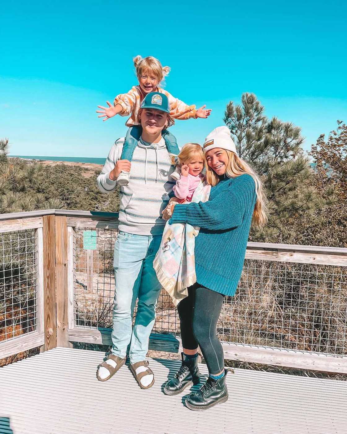 Are Yasmyn Switzer and Logan still together? Are Yasmyn Switzer and Logan still together?