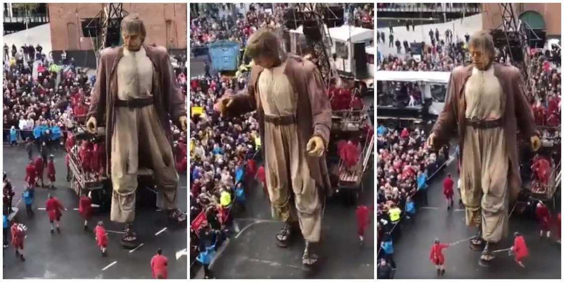 Young Men Show Amazing Teamwork as They Prevent a Giant Puppet from Falling on Crowd, Video Goes Viral Young Men Show Amazing Teamwork as They Prevent a Giant Puppet from Falling on Crowd, Video Goes Viral