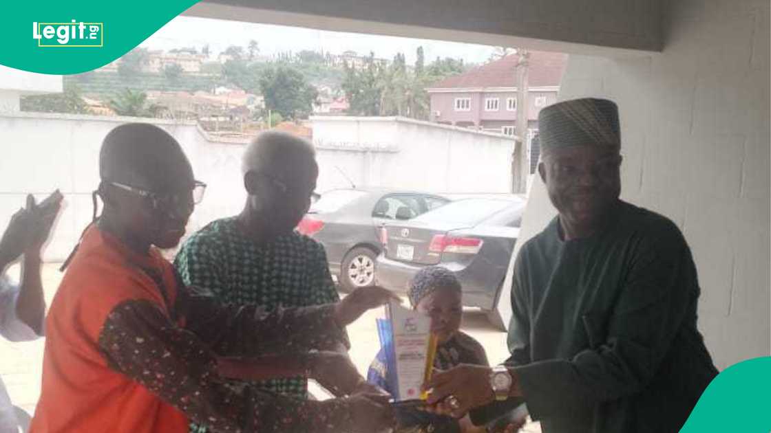 Ambassador Isola Sarafa stresses the significance of engaging youth for personal and societal development in response to global pressing challenges. Ambassador Isola Sarafa stresses the significance of engaging youth for personal and societal development in response to global pressing challenges.