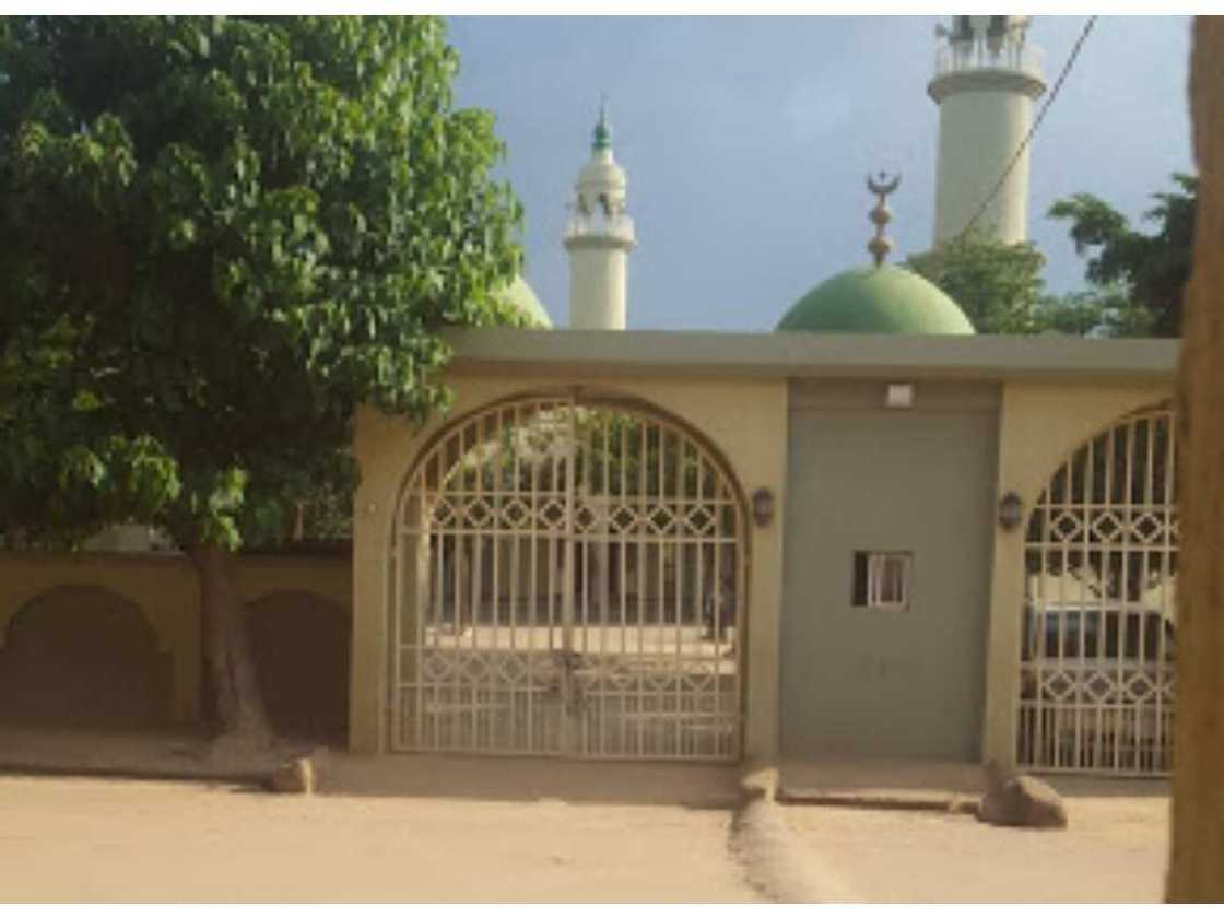 Masallacin Darul Hadith. Masallacin Darul Hadith.