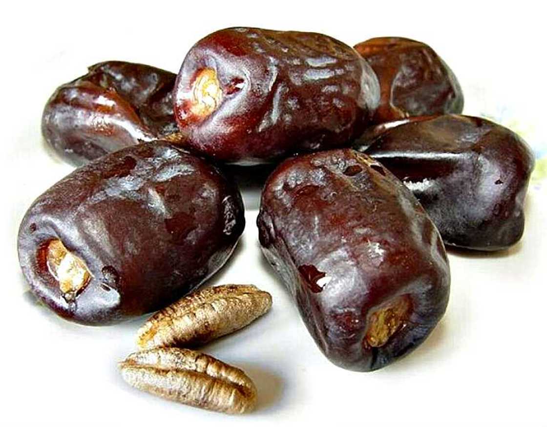 Delicious dates Delicious dates