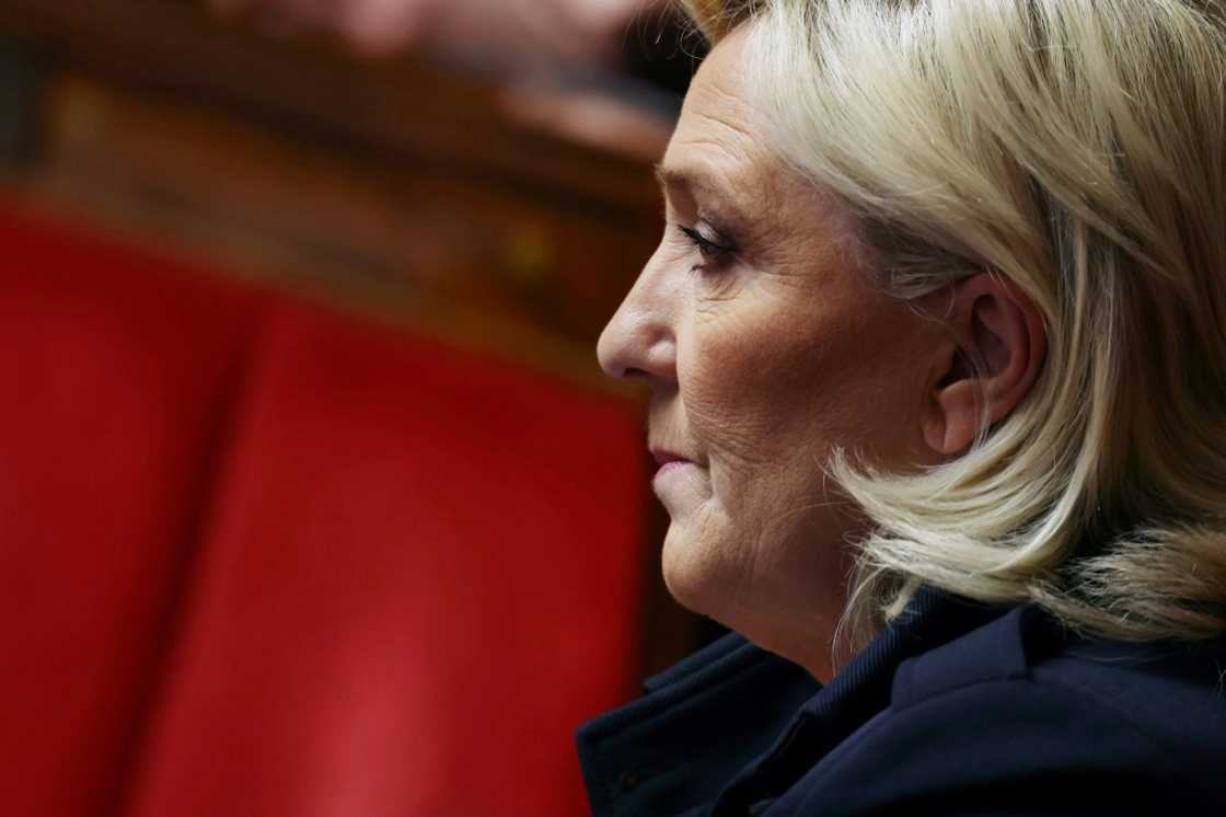 Marine Le Pen also holds the key to the government's survival