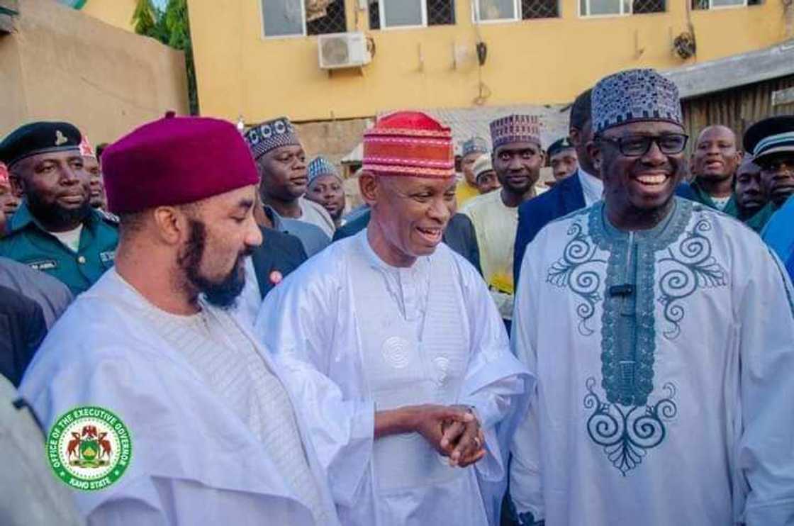 Gwamna Abba Ƙabir Yusuf ya kai ziyara hukumar Hisbah. Gwamna Abba Ƙabir Yusuf ya kai ziyara hukumar Hisbah.