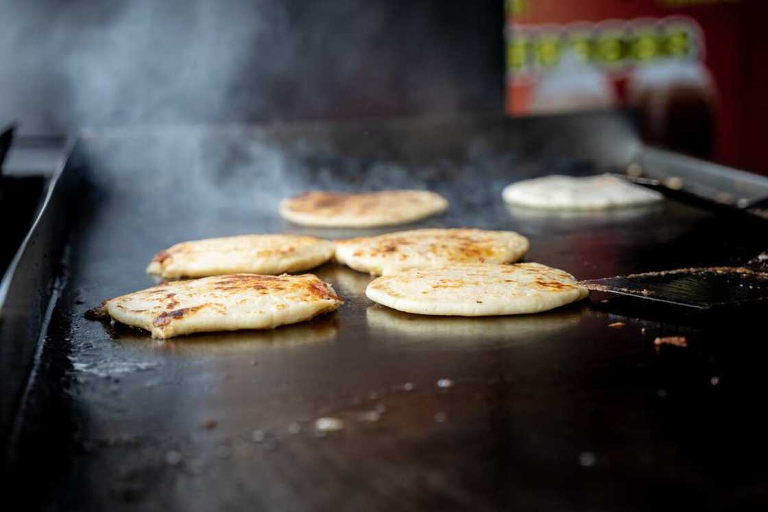 How to make Shawarma bread without yeast