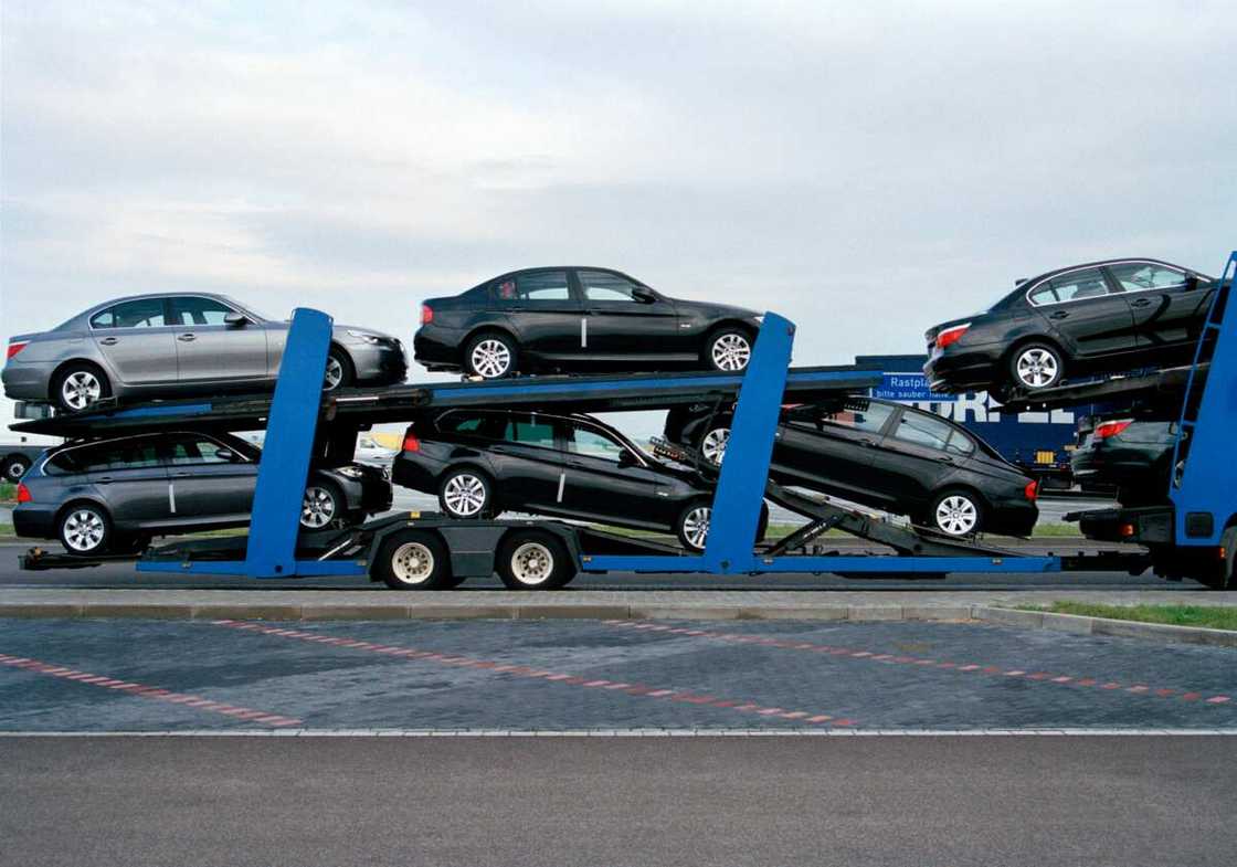 Importers adjust prices of cars, NCS adjust FX rates Importers adjust prices of cars, NCS adjust FX rates