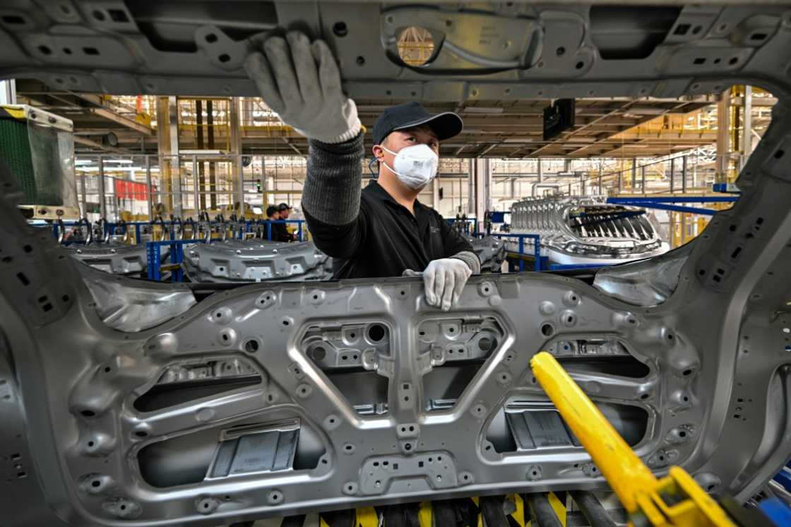 The factory still employs around 2,500 workers to do some delicate tasks and for quality control The factory still employs around 2,500 workers to do some delicate tasks and for quality control