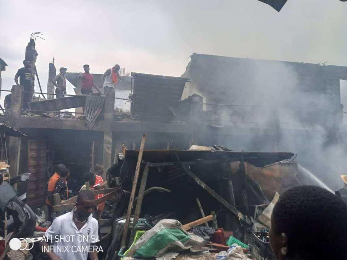 Gobara a Ibadan. Gobara a Ibadan.