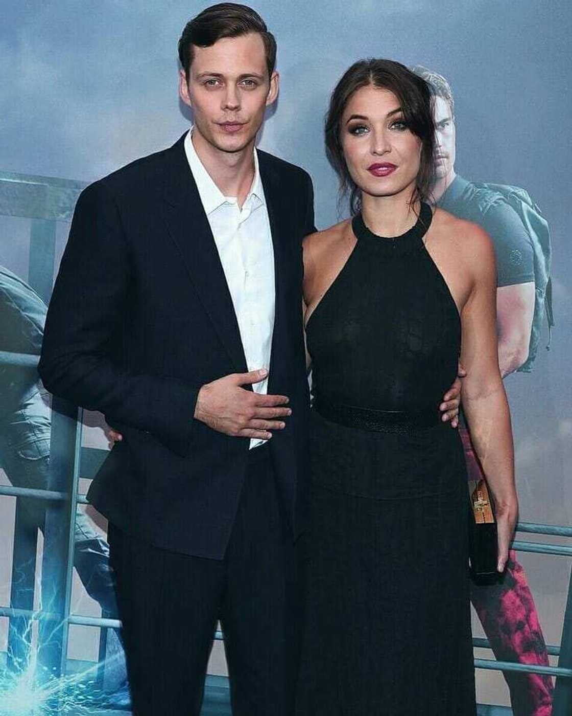 Bill Skarsgård girlfriend Bill Skarsgård girlfriend