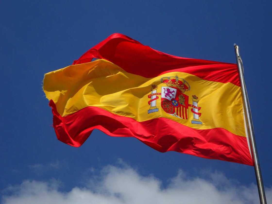 Spain gives conditions for foreigner exemption for the citizenship test Spain gives conditions for foreigner exemption for the citizenship test