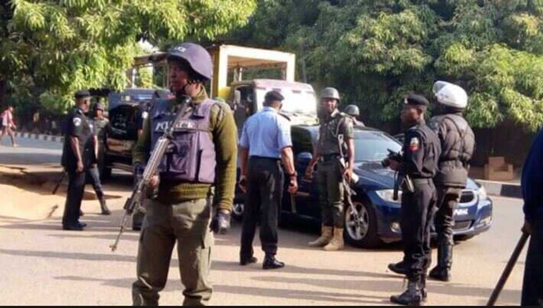 Dage Zabe: Jami'an tsaro za su fi kowa shan wahala - Bincike Dage Zabe: Jami'an tsaro za su fi kowa shan wahala - Bincike