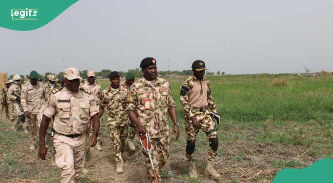 Dakarun sojoji. Dakarun sojoji.