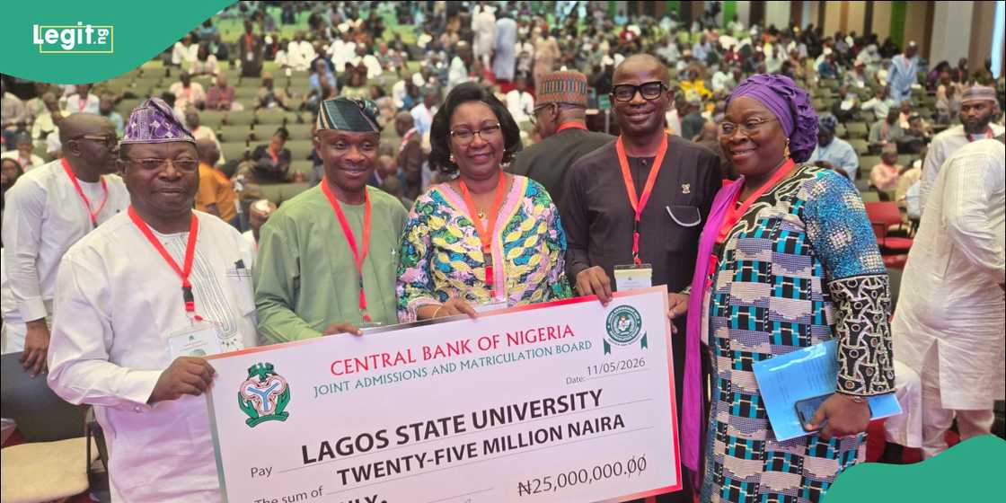 LASU received a ₦25 million JAMB admissions performance award