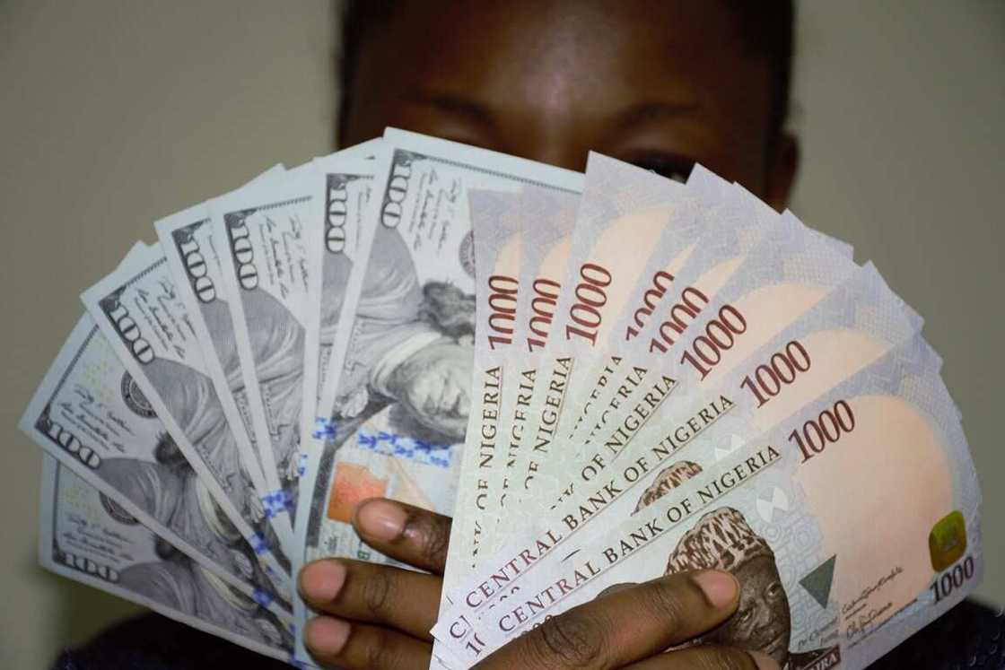 Darajar Naira ta fadi bayan sanarwan CBN Darajar Naira ta fadi bayan sanarwan CBN