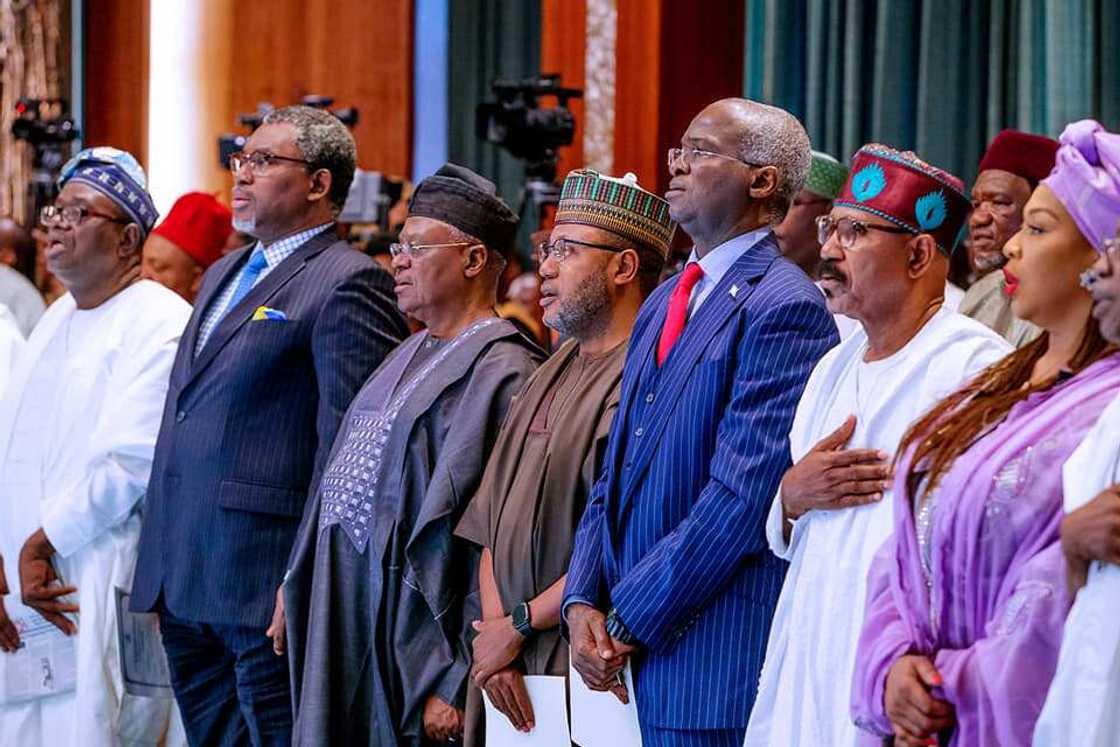 Ministoci za su amsa tambayoyi a Majalisa a kan aikin Abuja-Kaduna da aikin dogo Ministoci za su amsa tambayoyi a Majalisa a kan aikin Abuja-Kaduna da aikin dogo