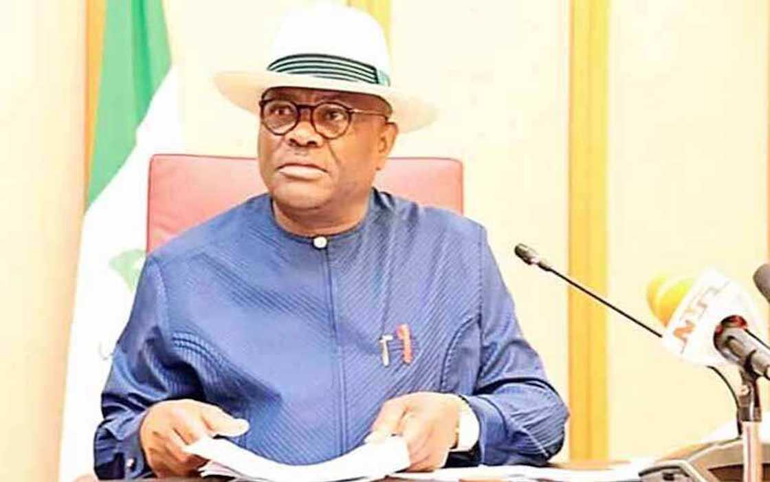 Gwamnan jihar Ribas, Nyesom Wike. Gwamnan jihar Ribas, Nyesom Wike.