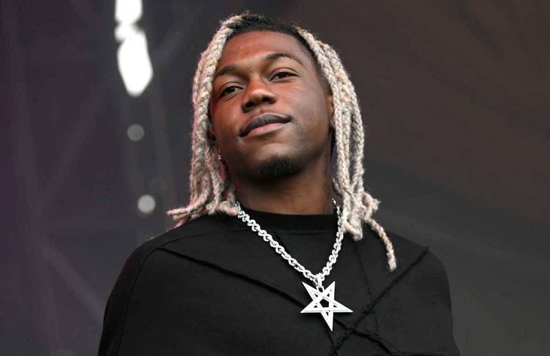 who is destroy lonely who is destroy lonely