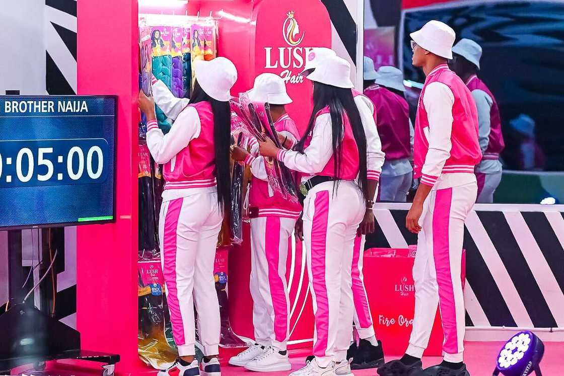 BBNaija S7: Lush Hair Sets the Record of the Longest Braids with Team Kinky Royale BBNaija S7: Lush Hair Sets the Record of the Longest Braids with Team Kinky Royale